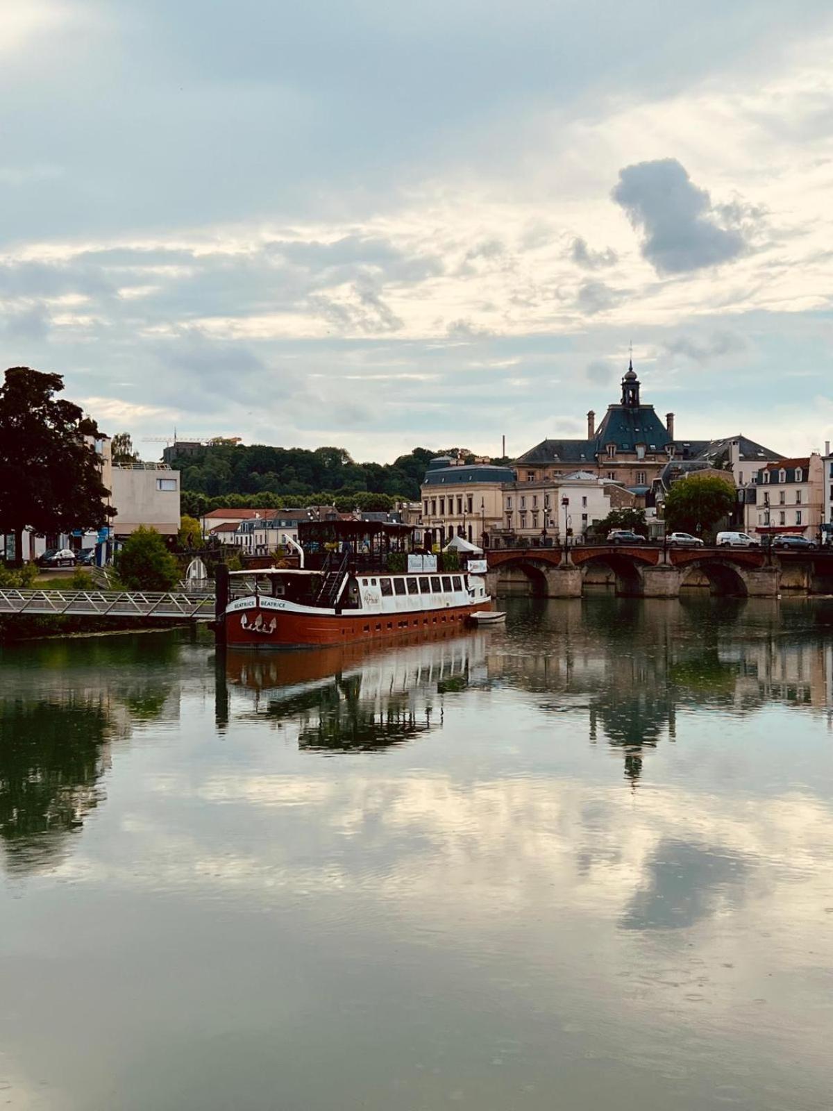 Disney-Bord De Marne-Parking Prive Мо Екстериор снимка
